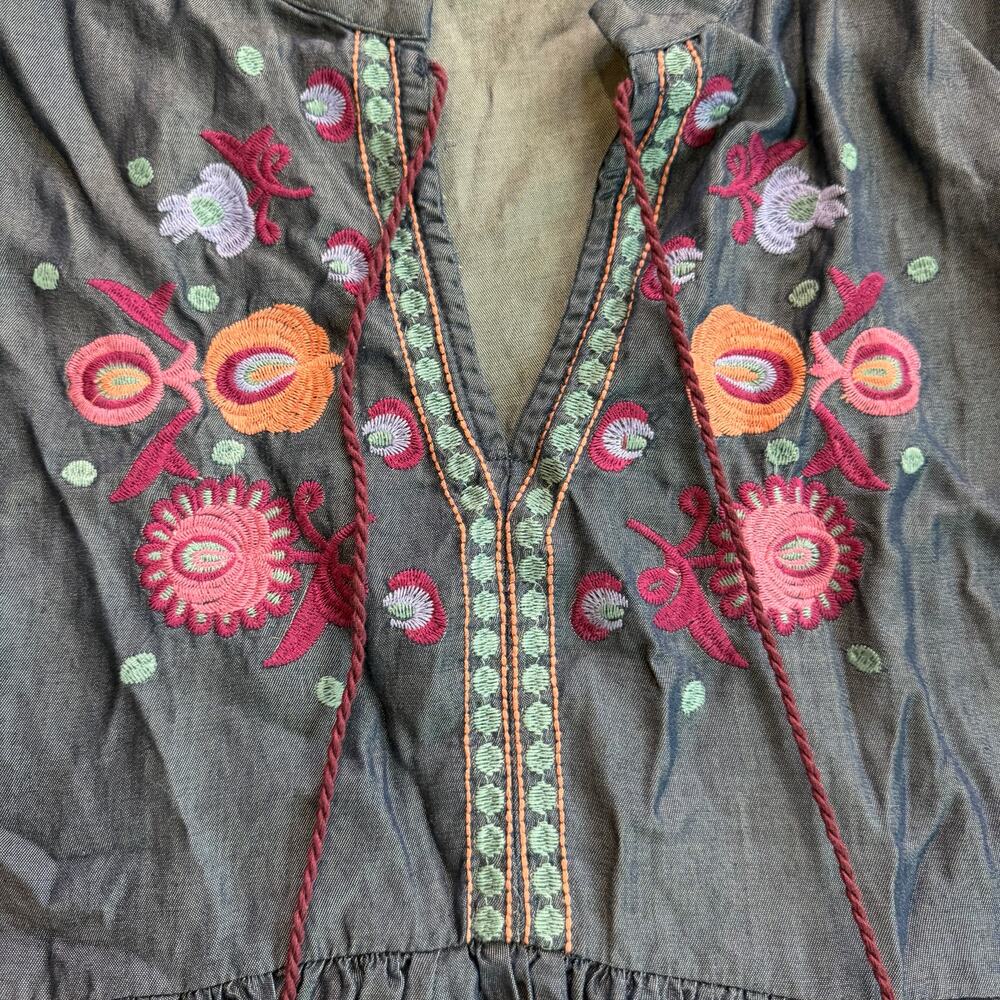 Umgee Blue Embroidered Boho Dress Floral Peasant Tassel Sleeve Size M - Picture 4 of 10